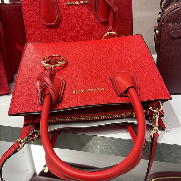 MICHAEL KORS MERCER MEDIUM MESSENGER CROSSBODY FLAME COLOR - Picture 9 of 16